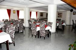 RESTAURANT GCLUB Breaza 1.jpg